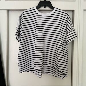 Uniqlo Boxy Stripe Tee Size Small